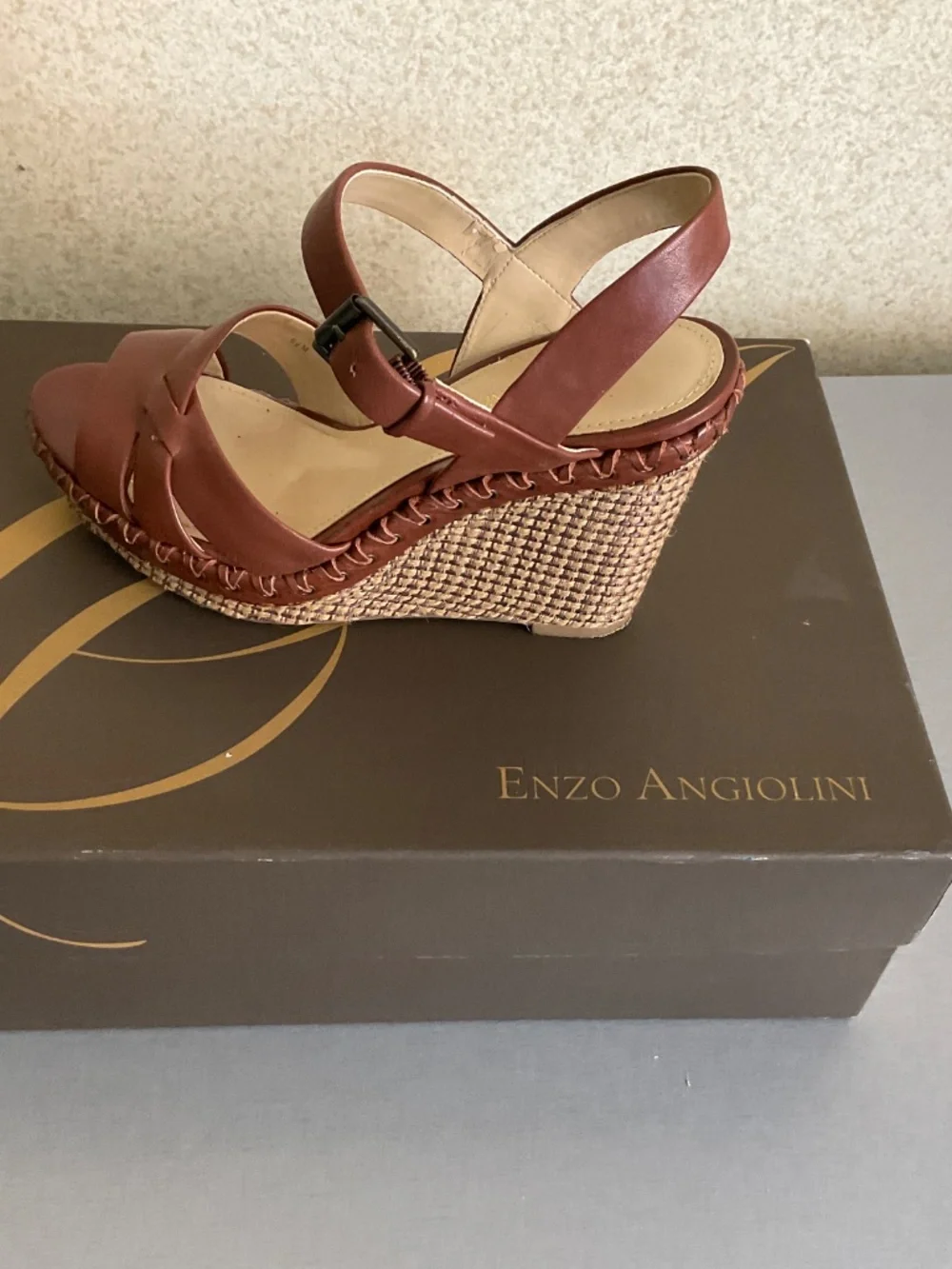 Enzo Angiolini enzo angiolini