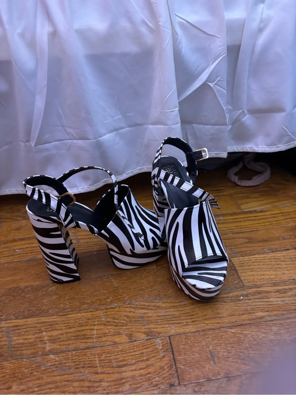 Dolls Kill Zebra-Print Peep-Toe Platform Sandals - Black & White