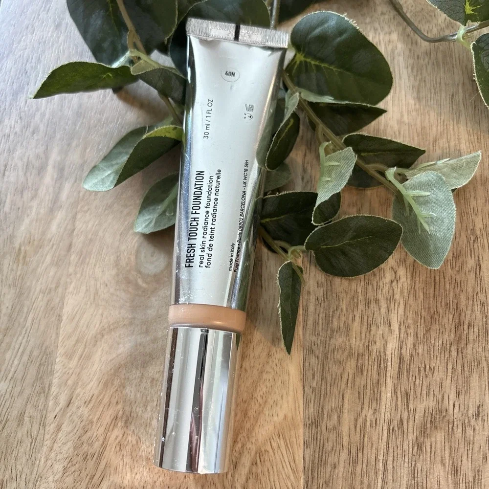 Paco Rabanne Fresh Touch Foundation 40N Full Size 1 oz - NEW NWOB