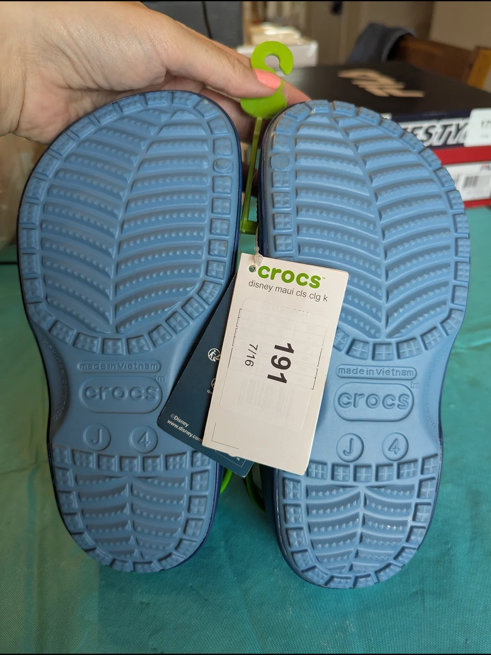 CROCS bright blue