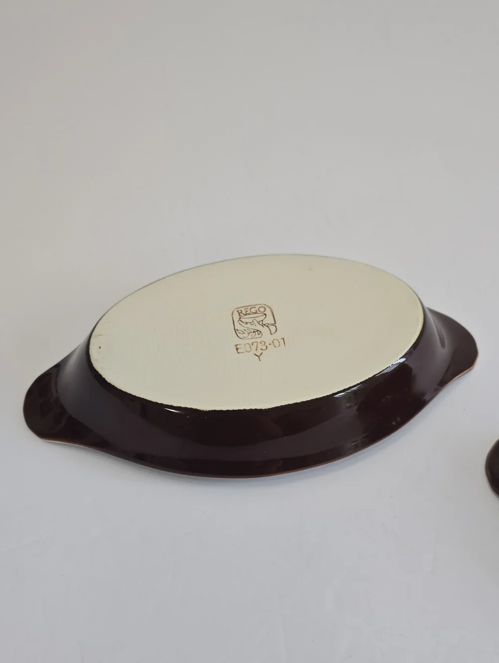 Rego Pottery pottery looking