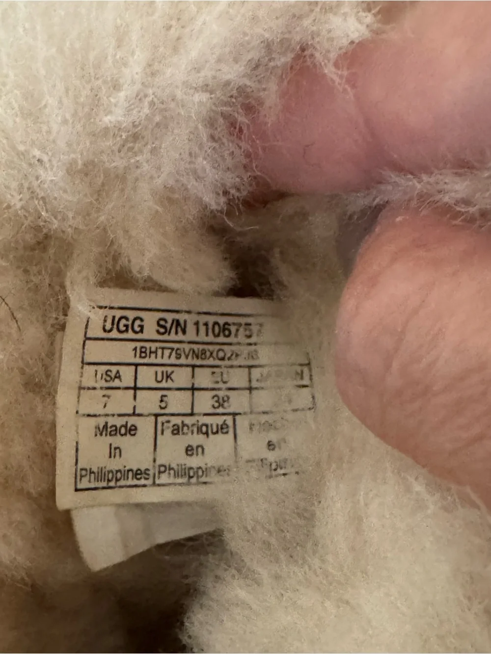 UGG classic slip