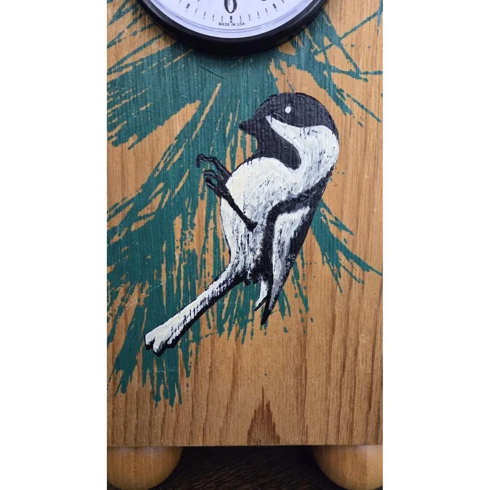 Wooden Clock Handcrafted Alan Buss Chickadee‎ Pine Bough Handcrafted Handpainted