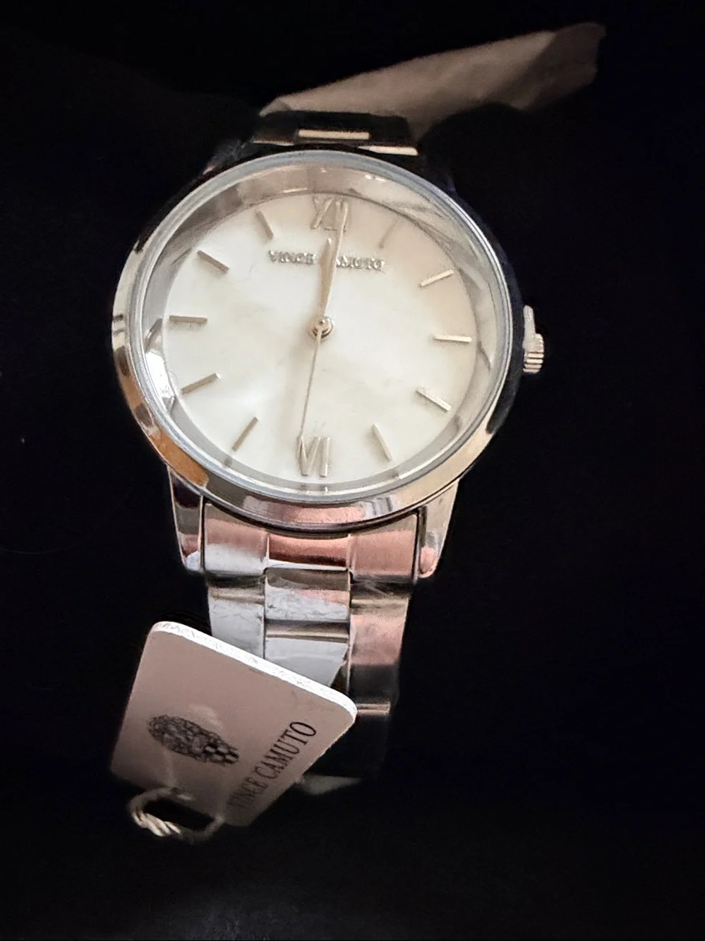 Vince Camuto this listing