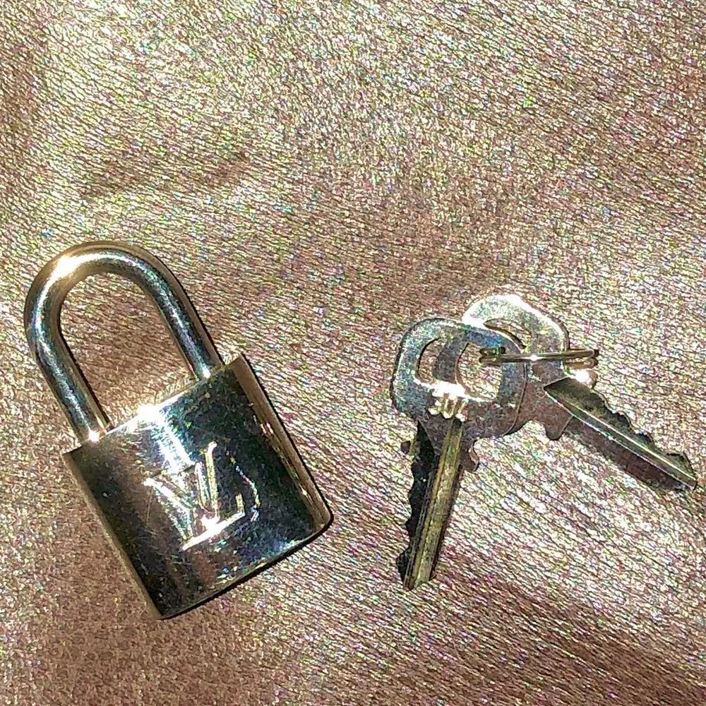 Louis Vuitton louis vuitton