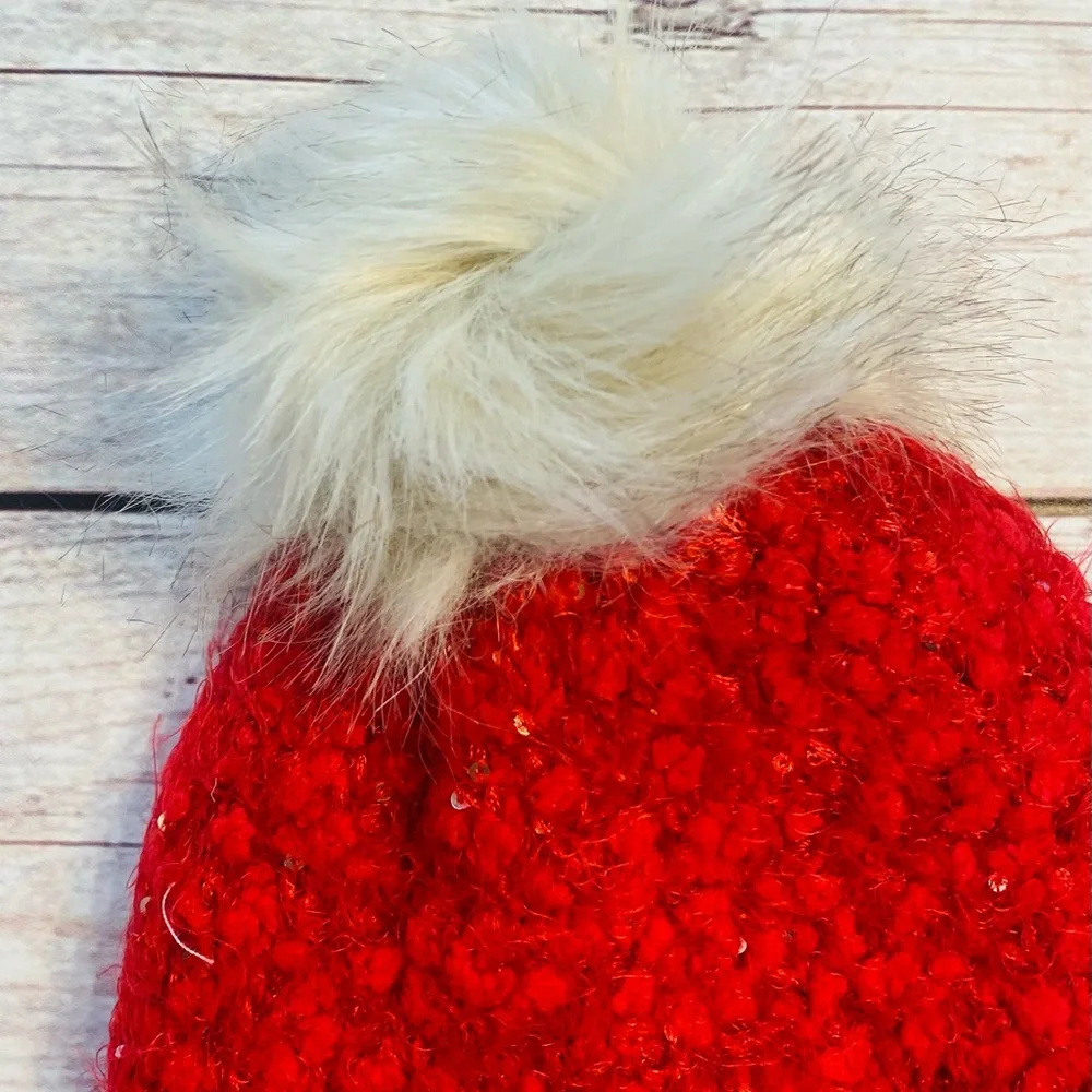 📌🆕 Old Navy • Plush • Beanie