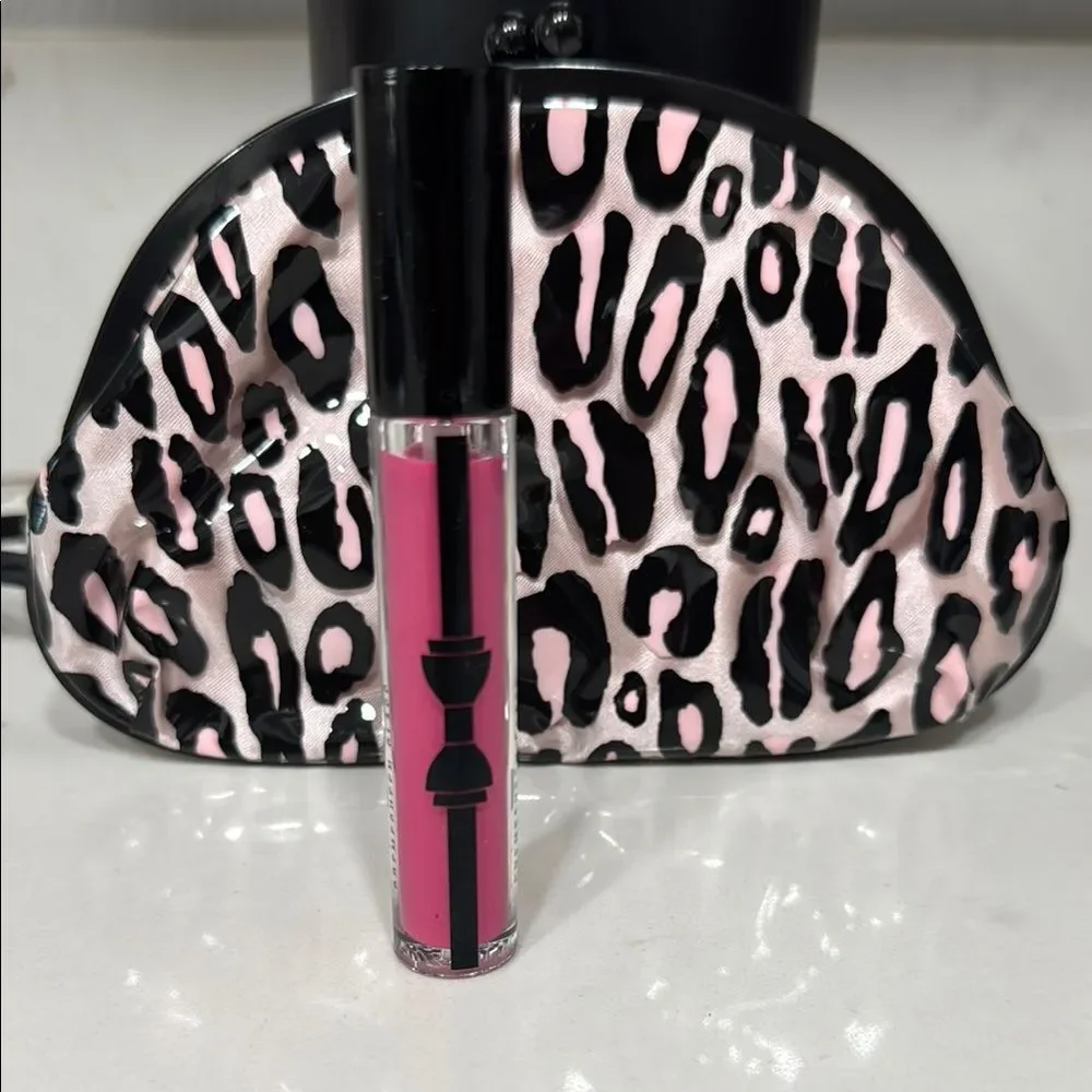 MAC Cosmetics new without