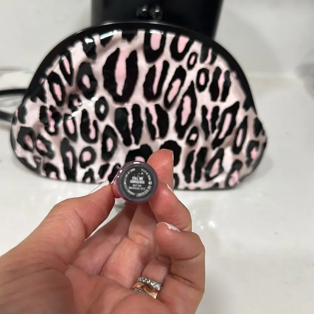 MAC Cosmetics new without