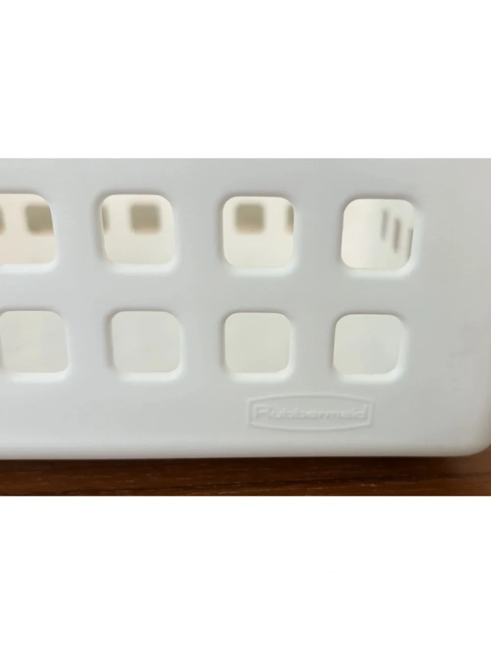 Rubbermaid accessible storage bin