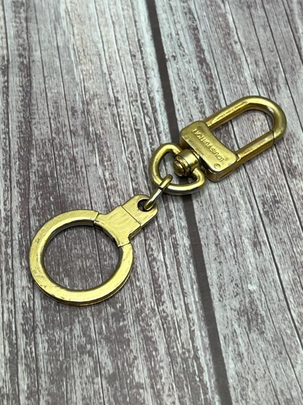LOUIS VUITTON Anneau Cles Chain Strap Extender Charm Keyholder Key Ring Gold