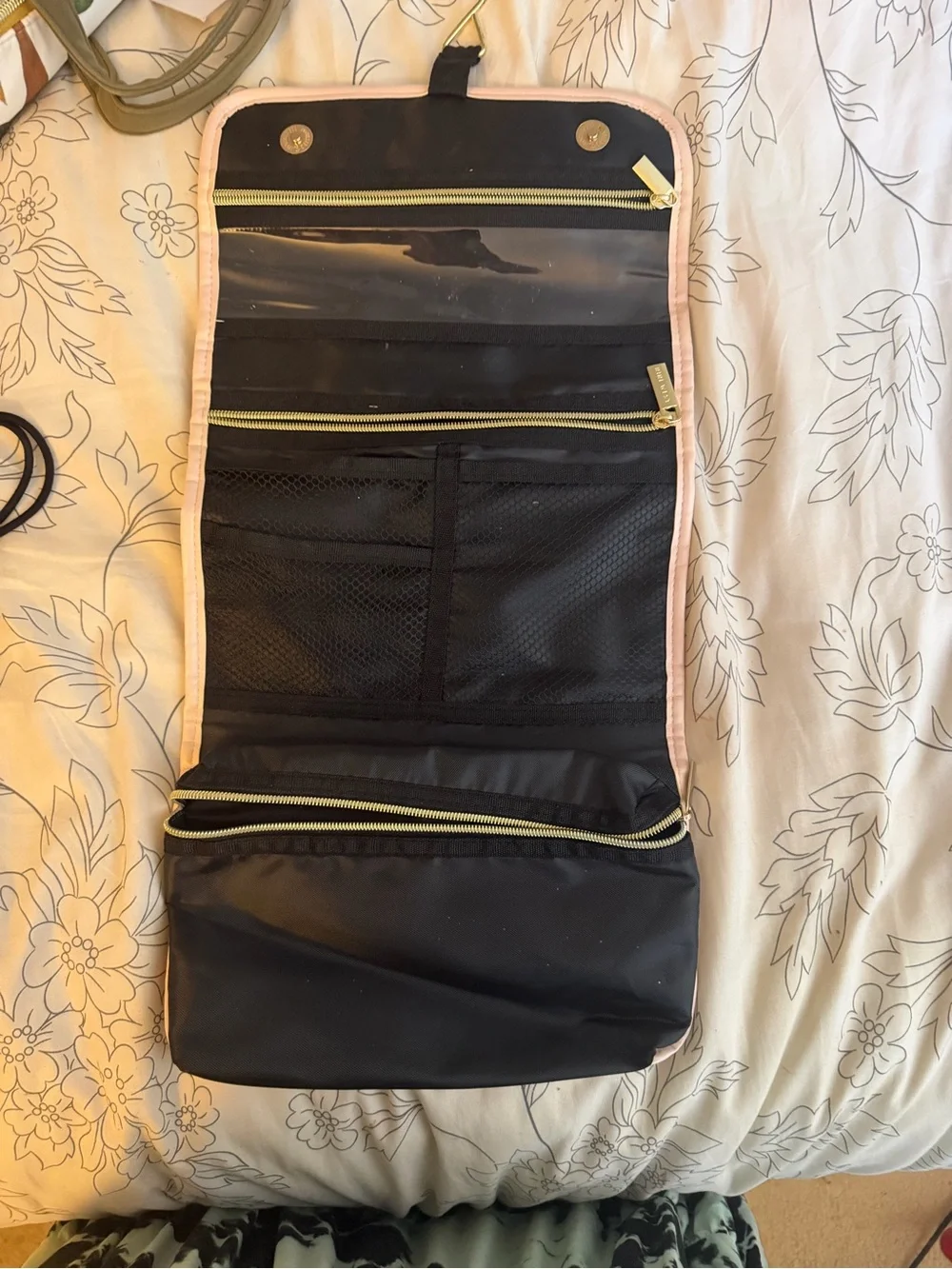 Nine West compact foldable