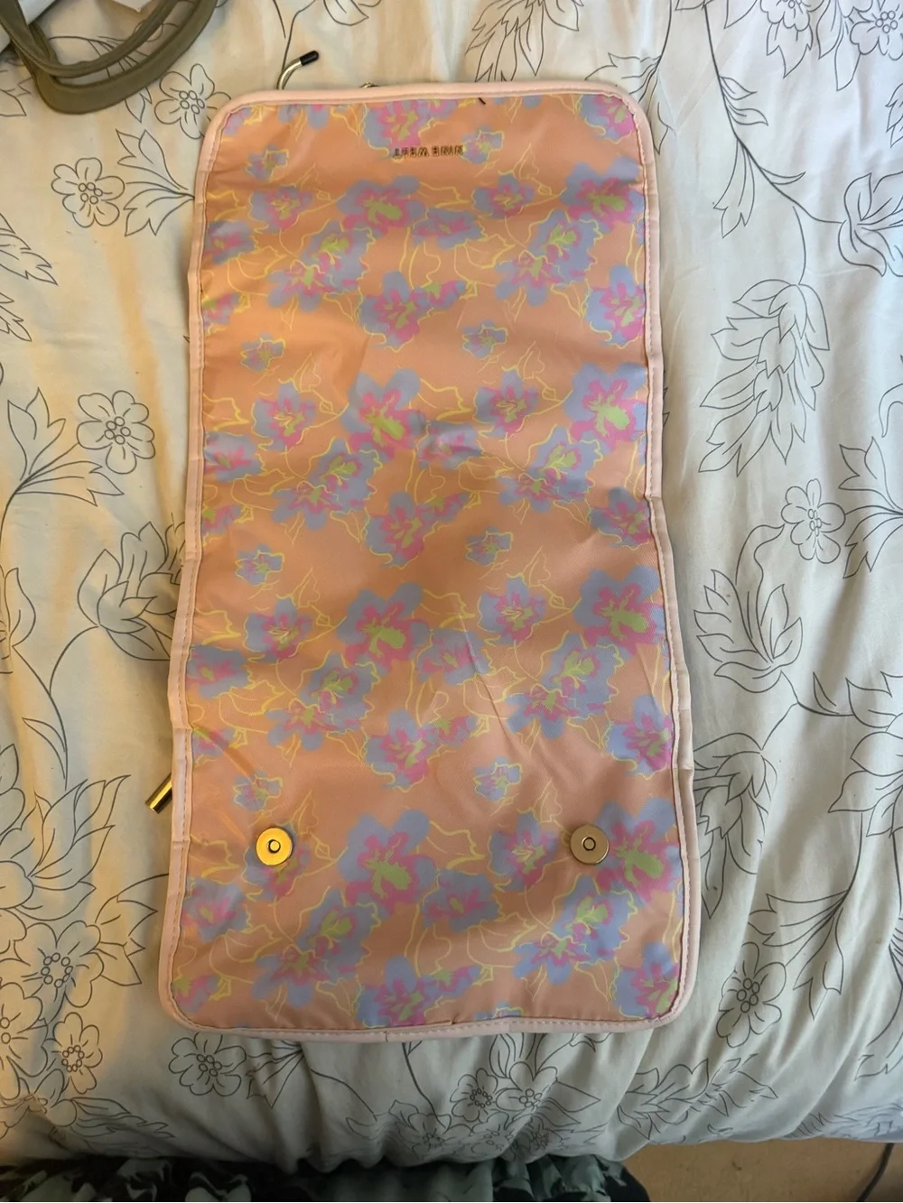 Nine West compact foldable