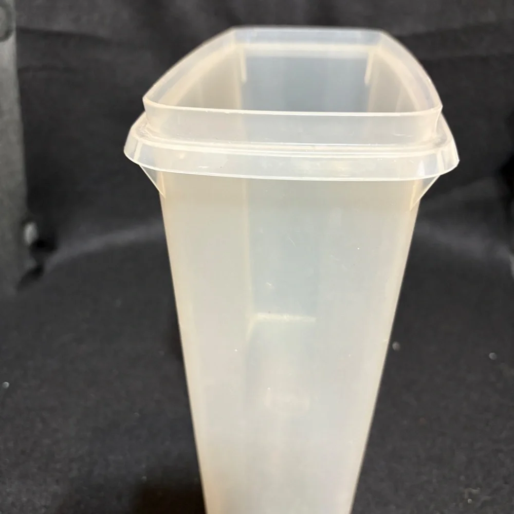 Tupperware this container