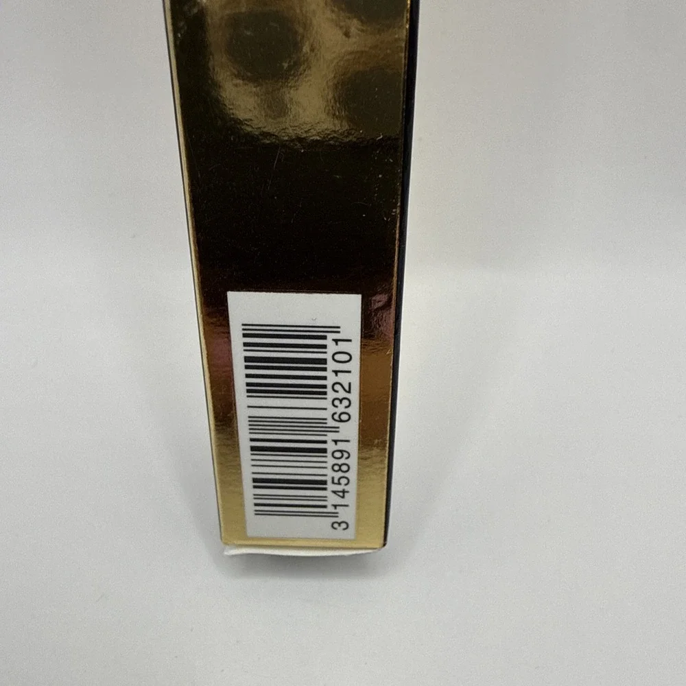 CHANEL controversy ovp 72