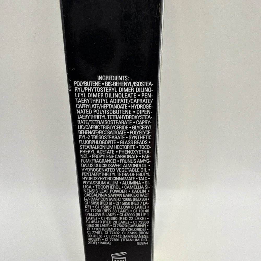 CHANEL neu allure brilliance