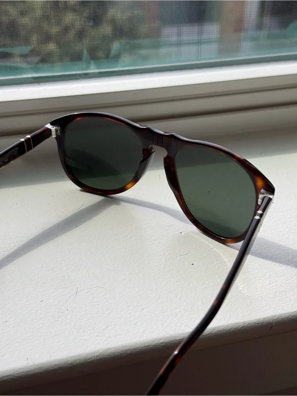 N/A classic tortoiseshell