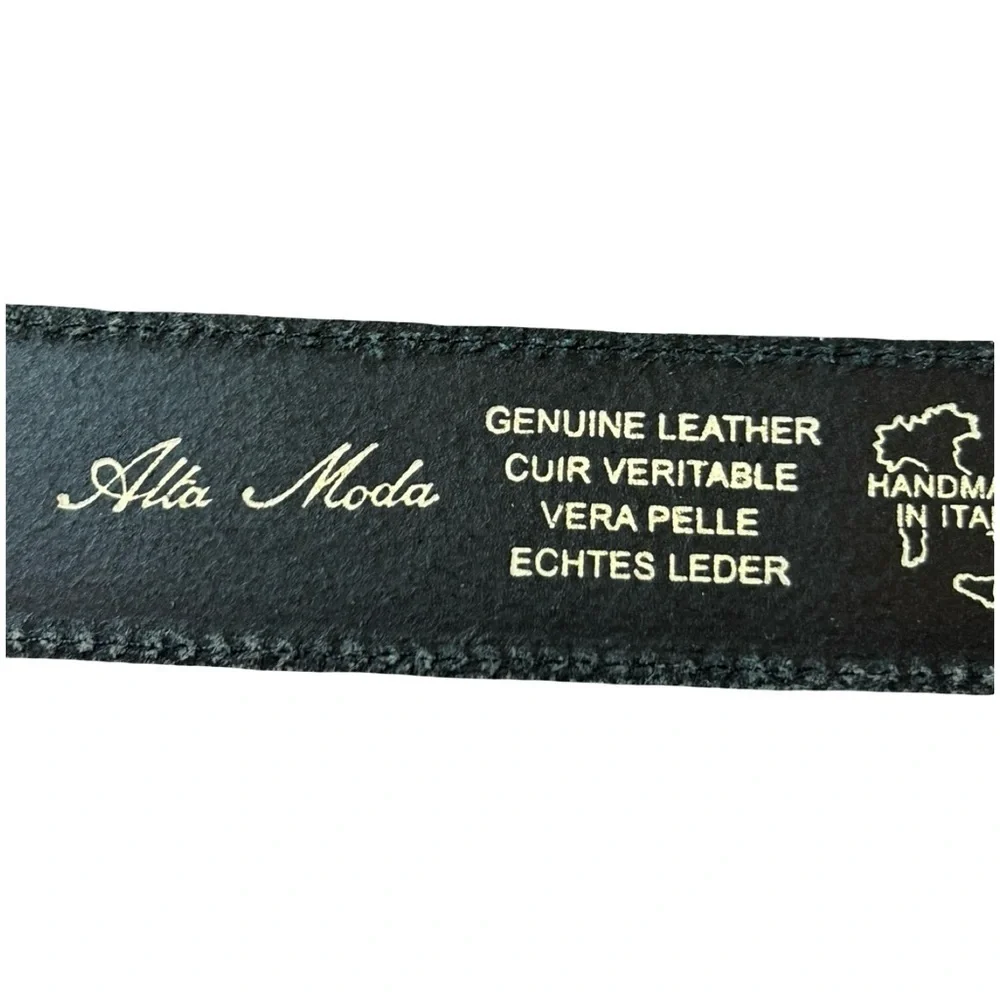M Made In Italy sleek genuine