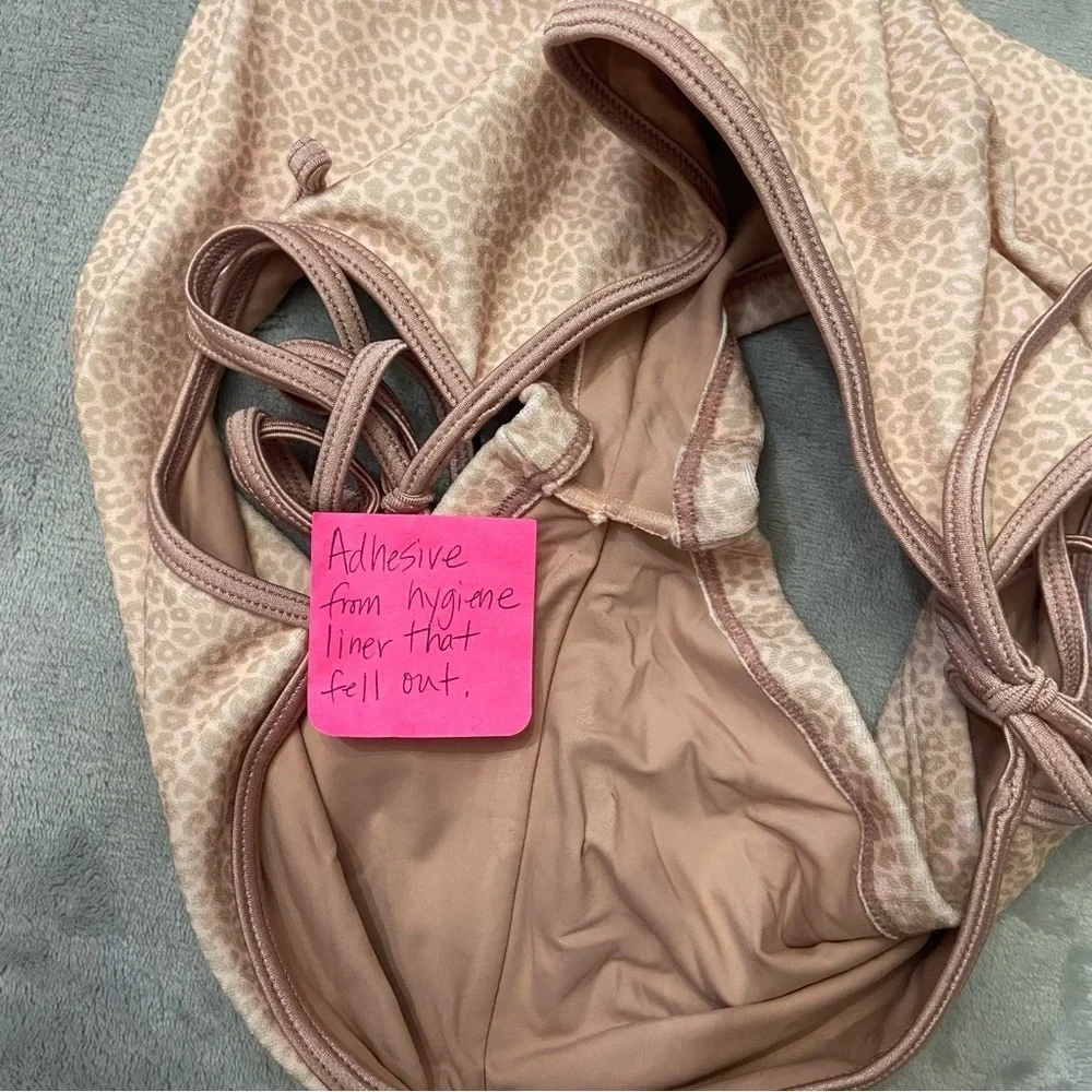 Frankies Bikinis flair this bust