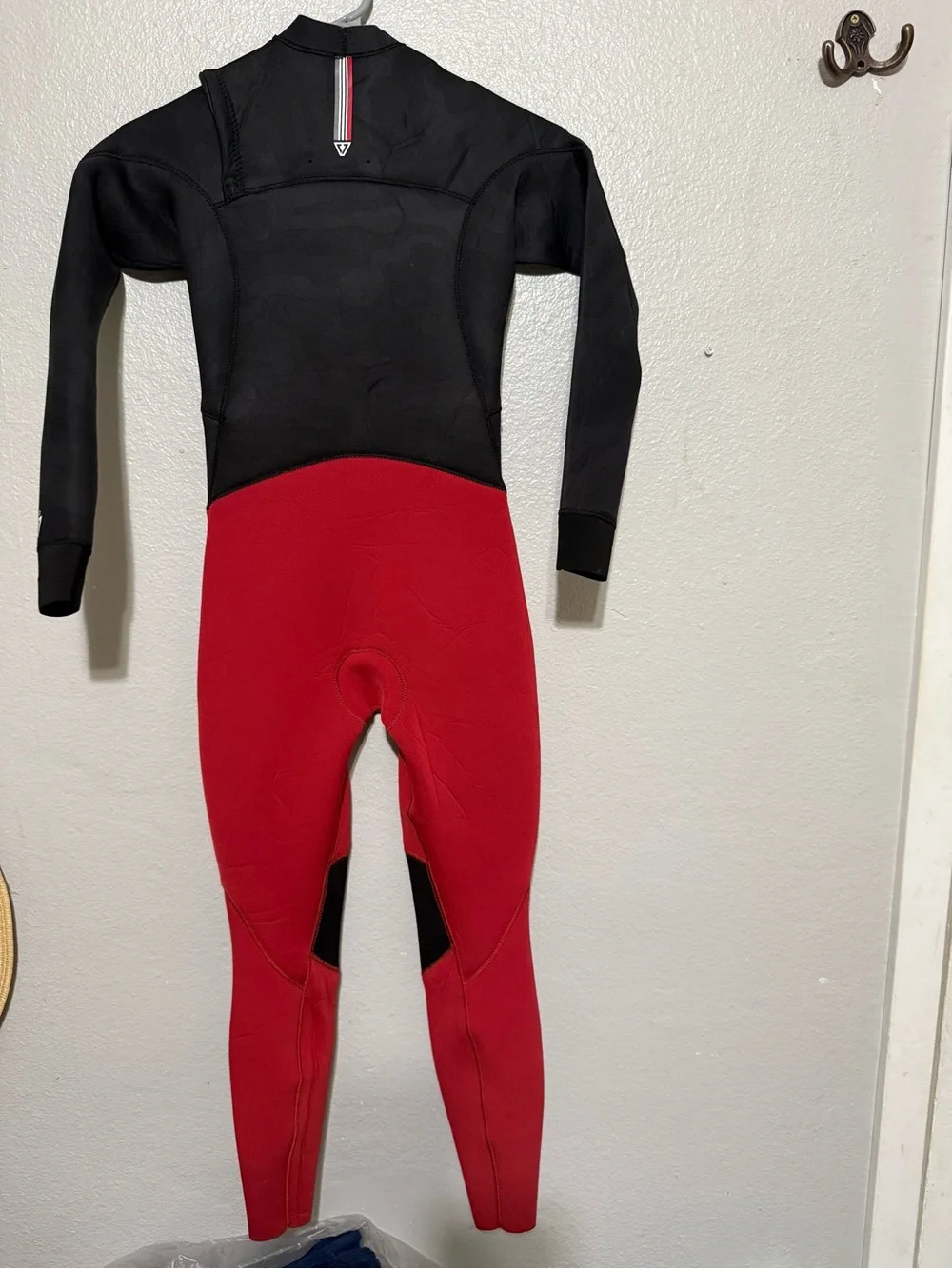 VISSLA Youth 7 Seas 50/50 Full Wetsuit - Black & Red