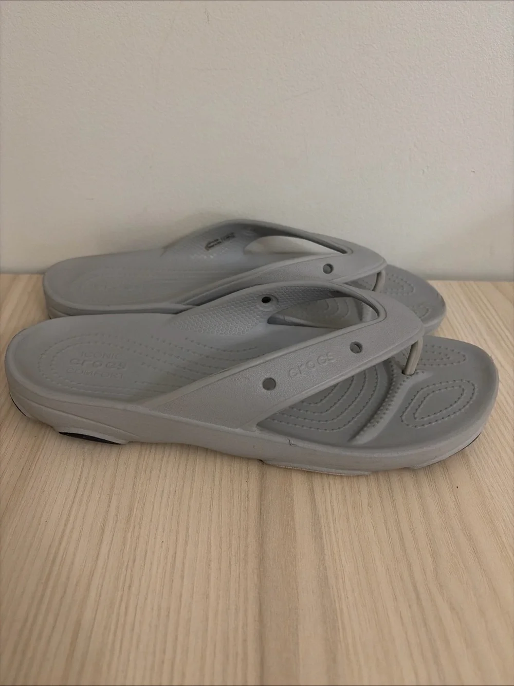CROCS slip flop durable