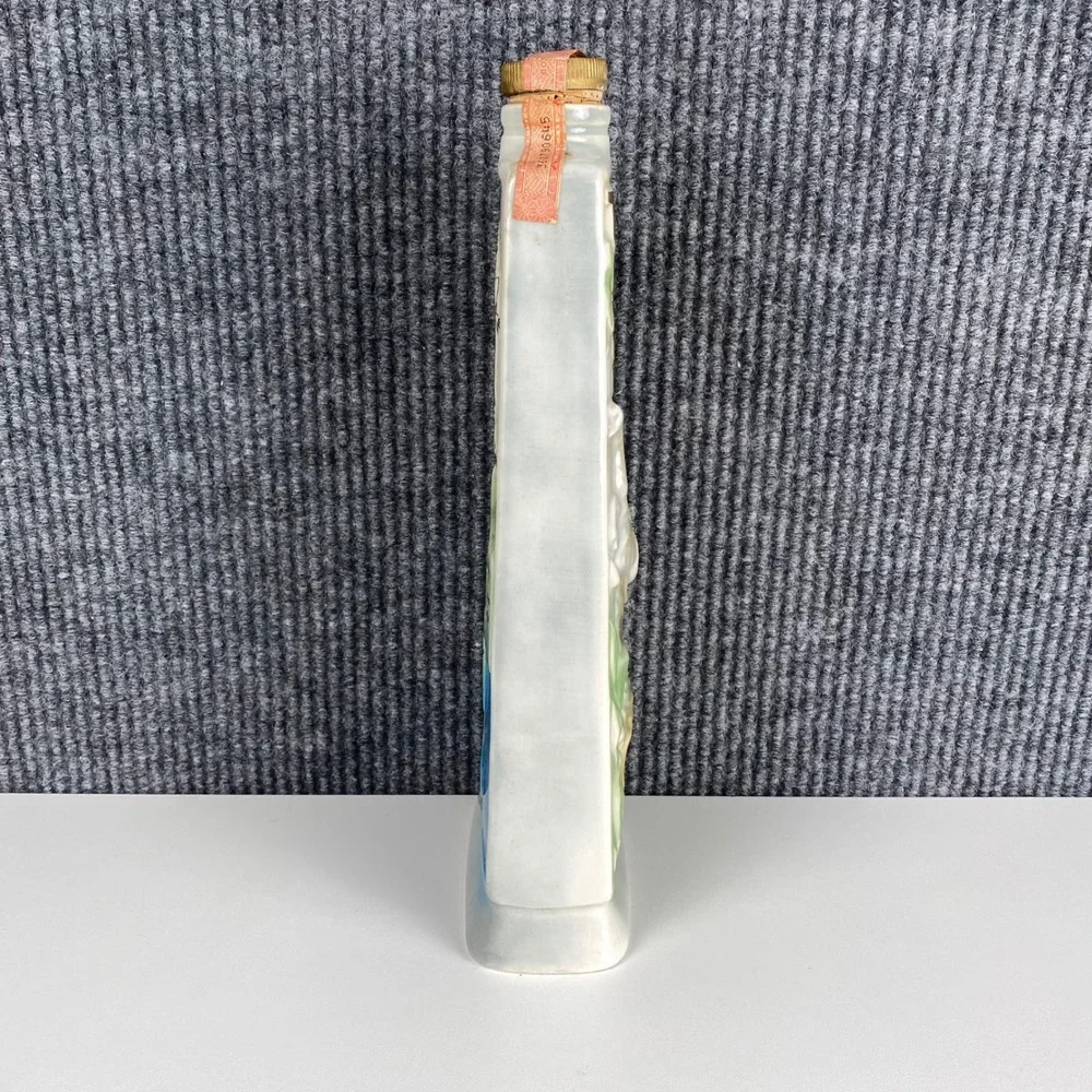 N/A vintage ceramic