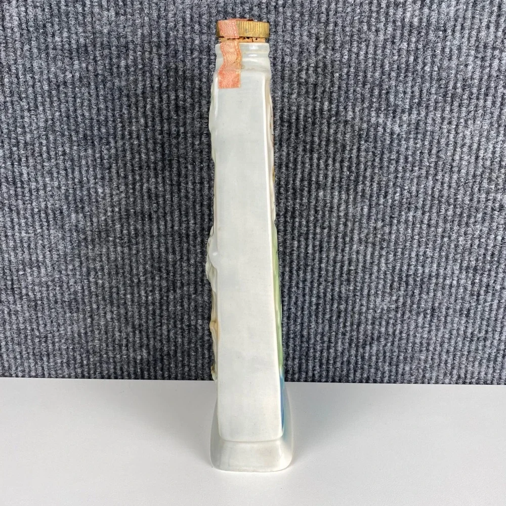 N/A vintage ceramic