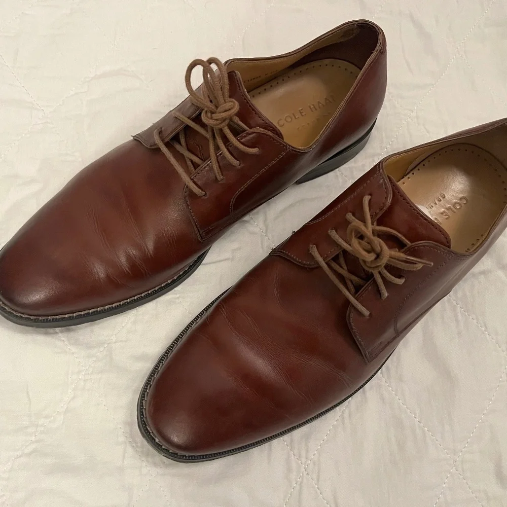 Cole Haan listed shoe