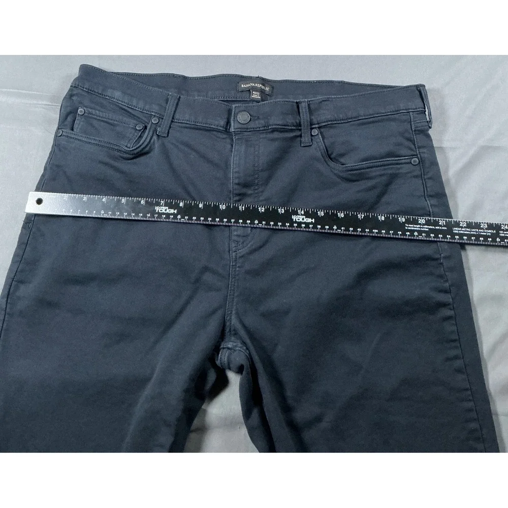 Banana Republic Traveler Pants Mens 40x32 Black Straight Leg 5-Pocket Chino