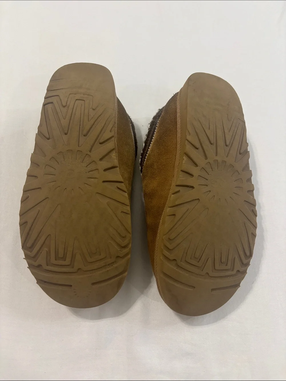 UGG slip kids