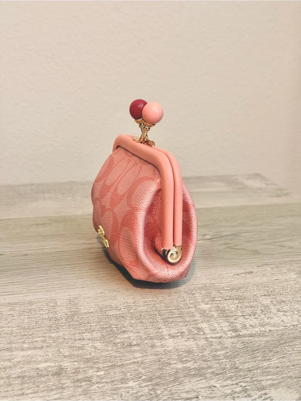 Coach Kiss Lock Coin Pouch