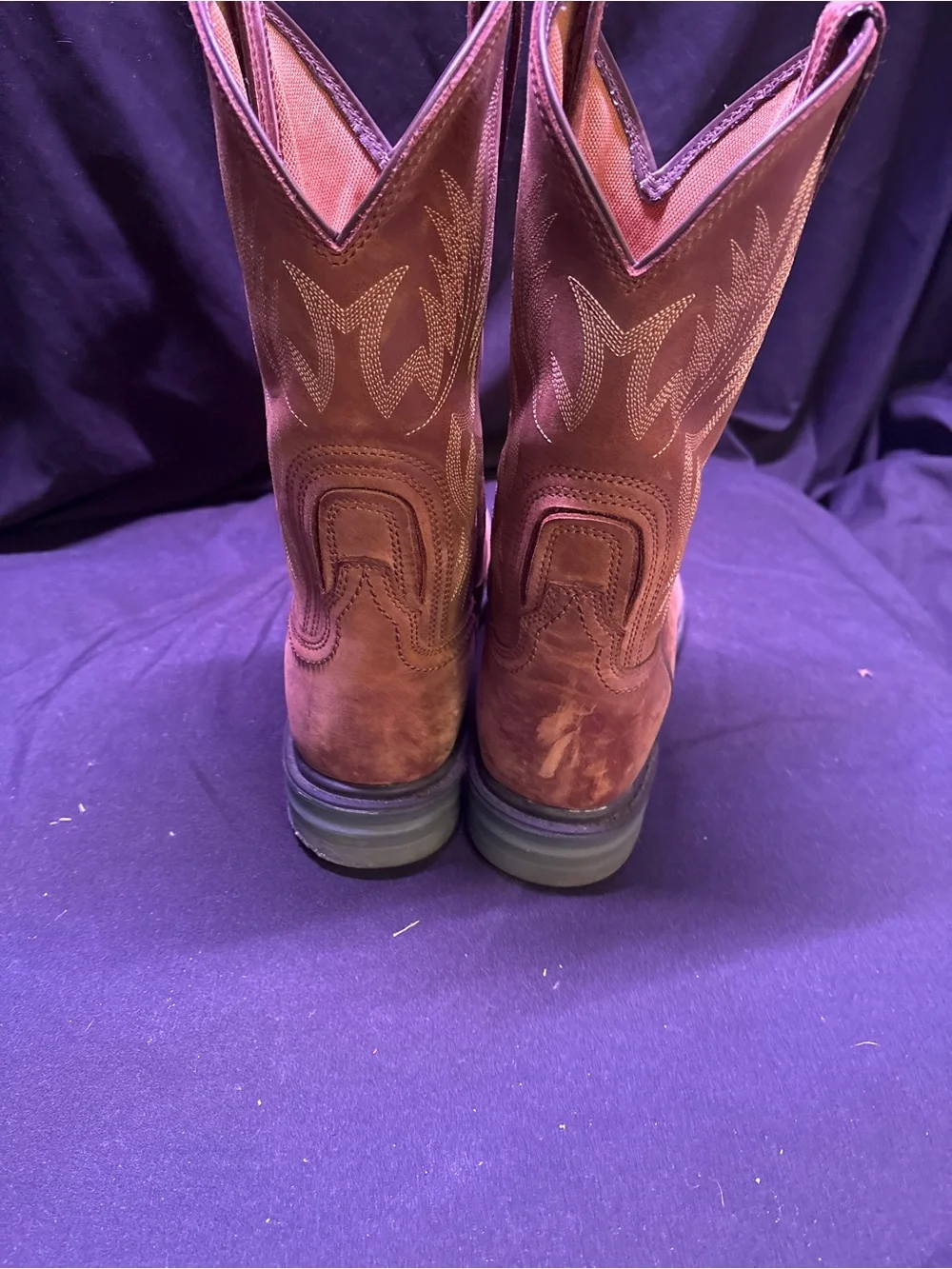 Ariat  Leather Men's Western Boot with Stitch Accents