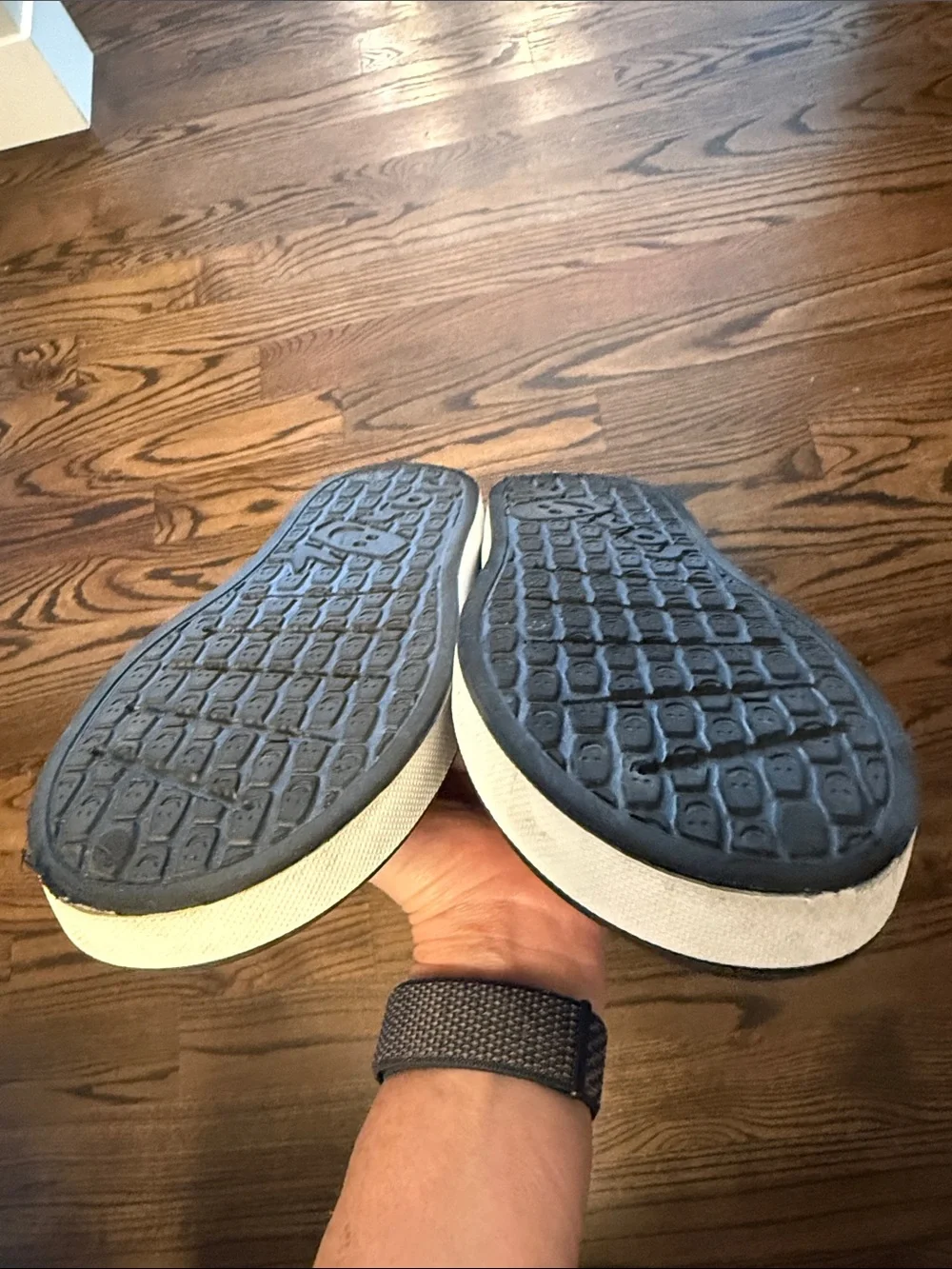 Sanuk excellent used