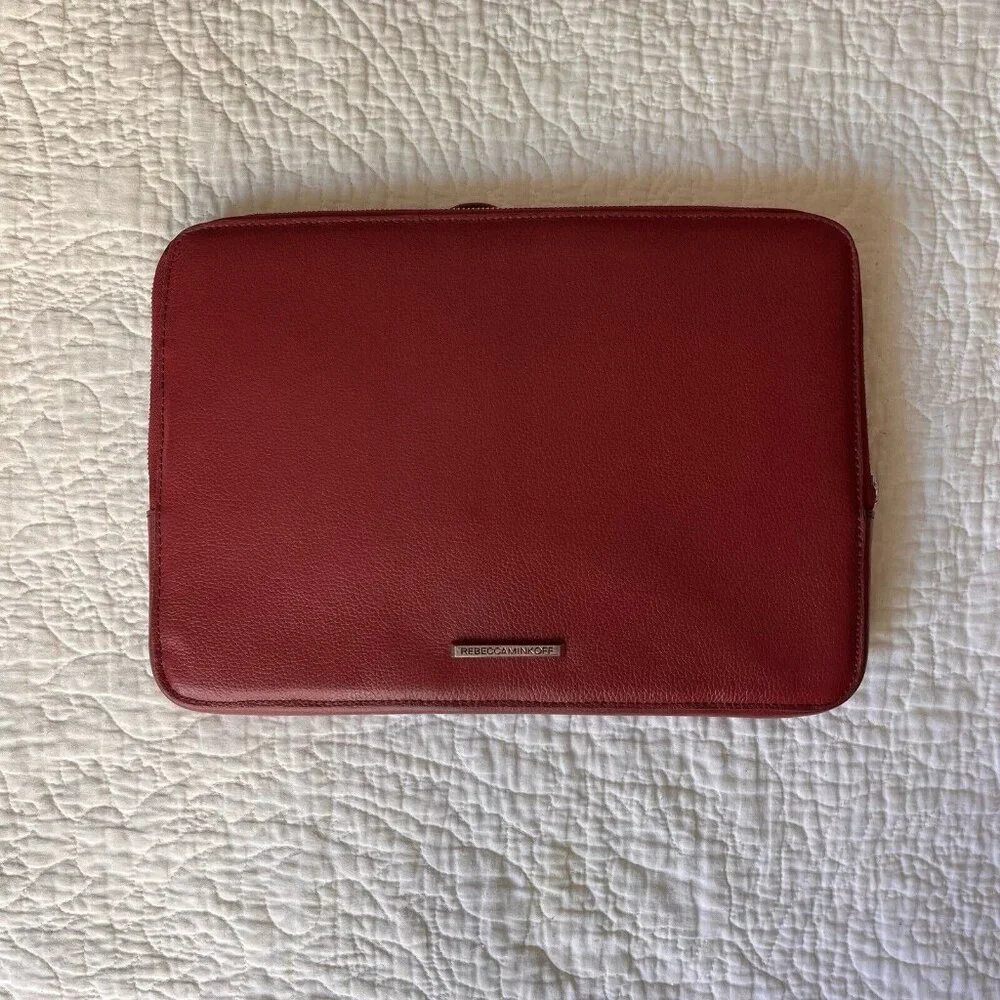 Rebecca Minkoff reposhing this