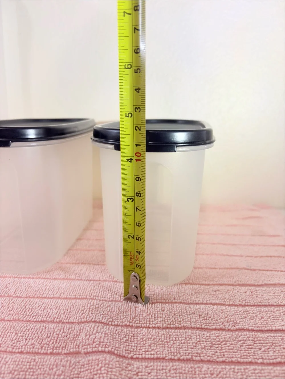 Set of 3 Modular Mates container.             (2oval 4 1/2”H). (1 oval 11 1/4”H)