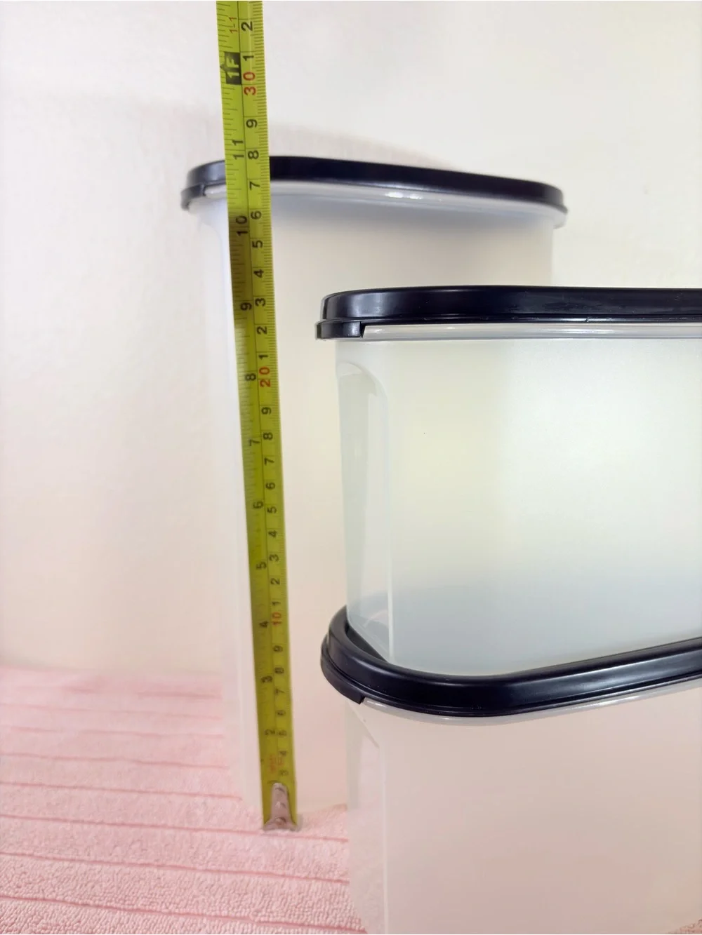 Set of 3 Modular Mates container.             (2oval 4 1/2”H). (1 oval 11 1/4”H)