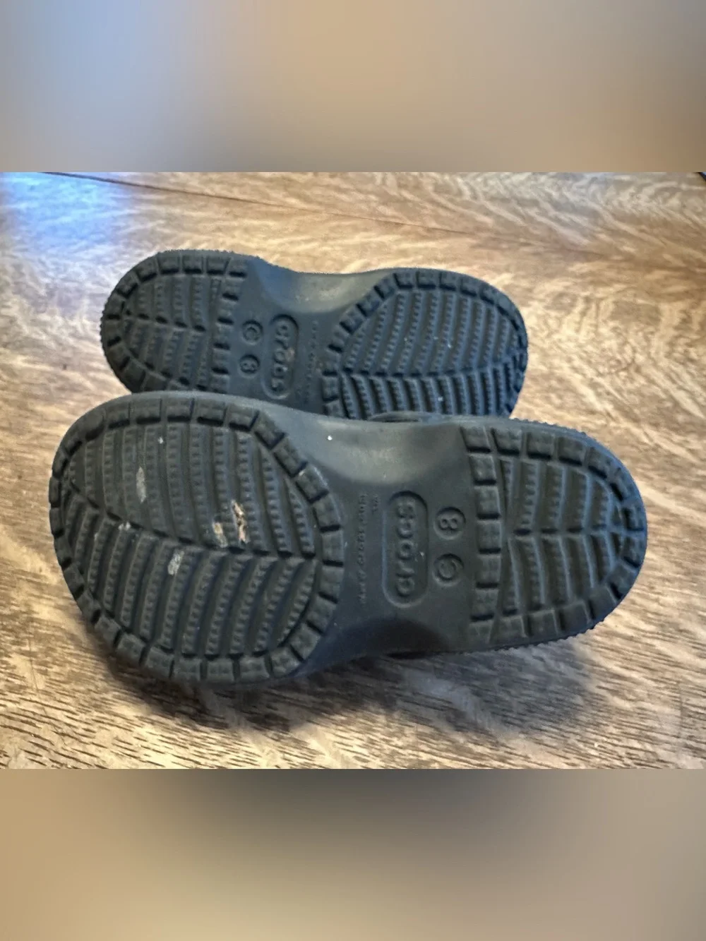 CROCS lightweight easy adjustable