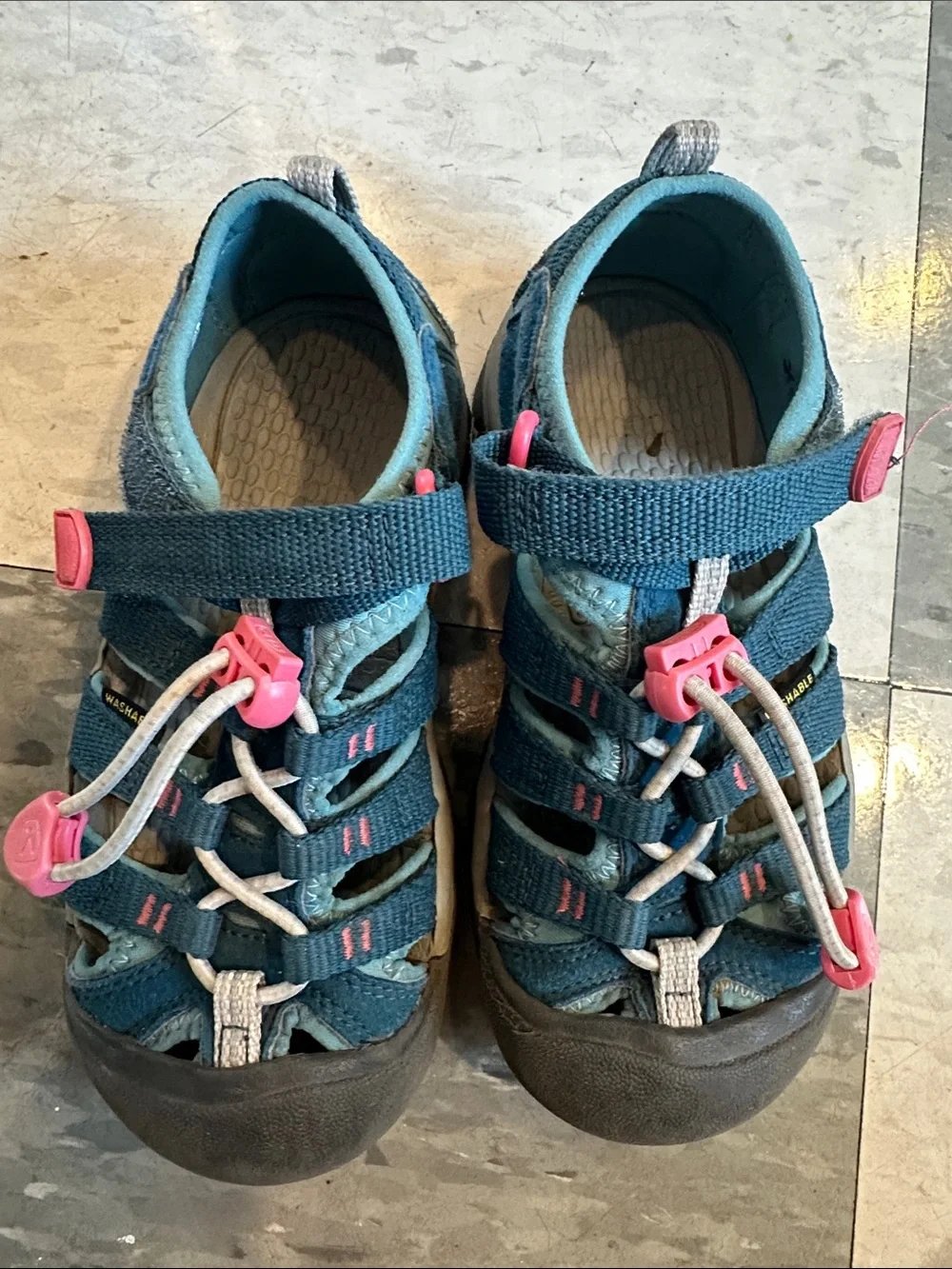 Keen sandal