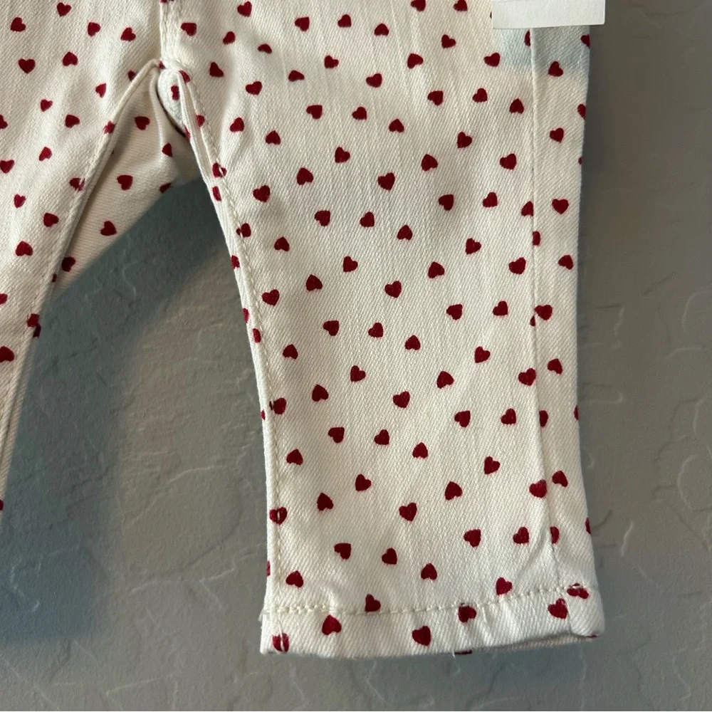 ⭐️Baby Gap heart patterned pull on skinny jeans size 0-3 months NEW
