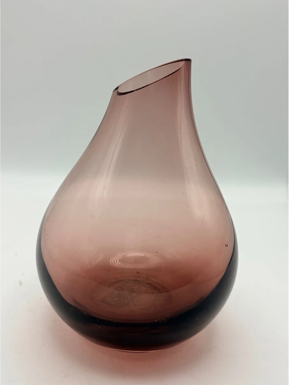 N/A beautiful vase