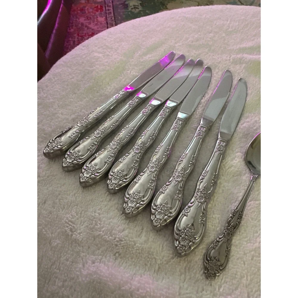 Oneida profile stainless