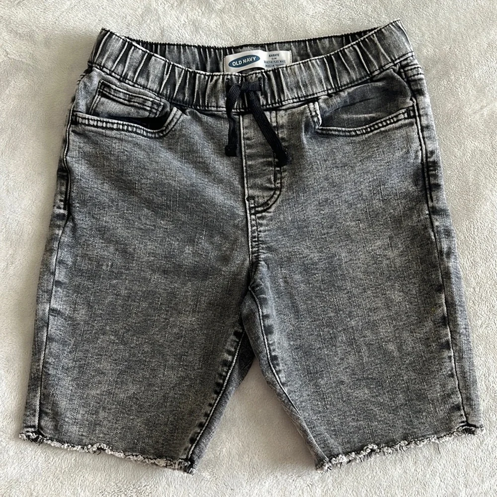 Boys Old Navy Slim Shorts Gray Size 10