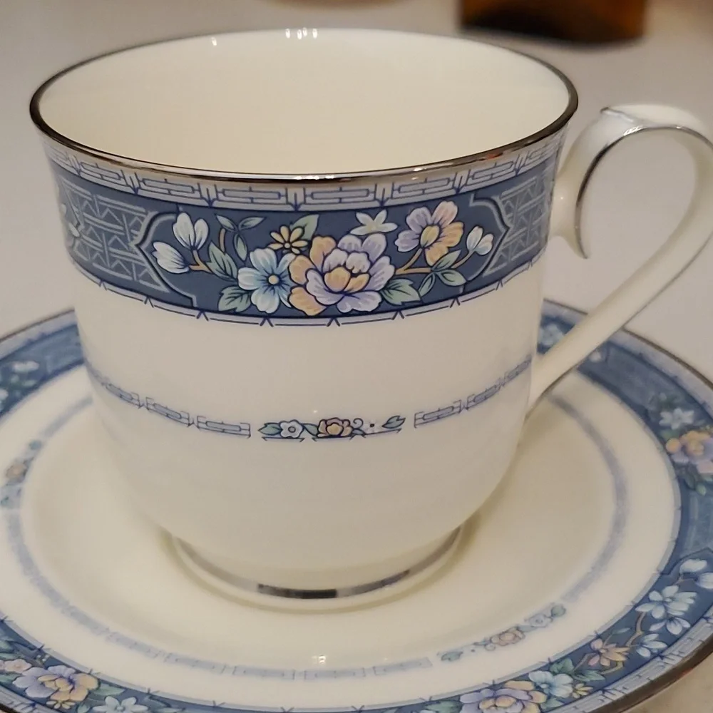 Noritake Randolph Footed Tea Cup & Saucer Japan
