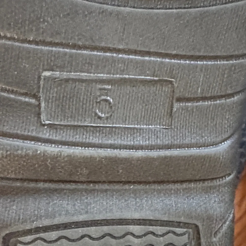 Lucky Brand navy slippers