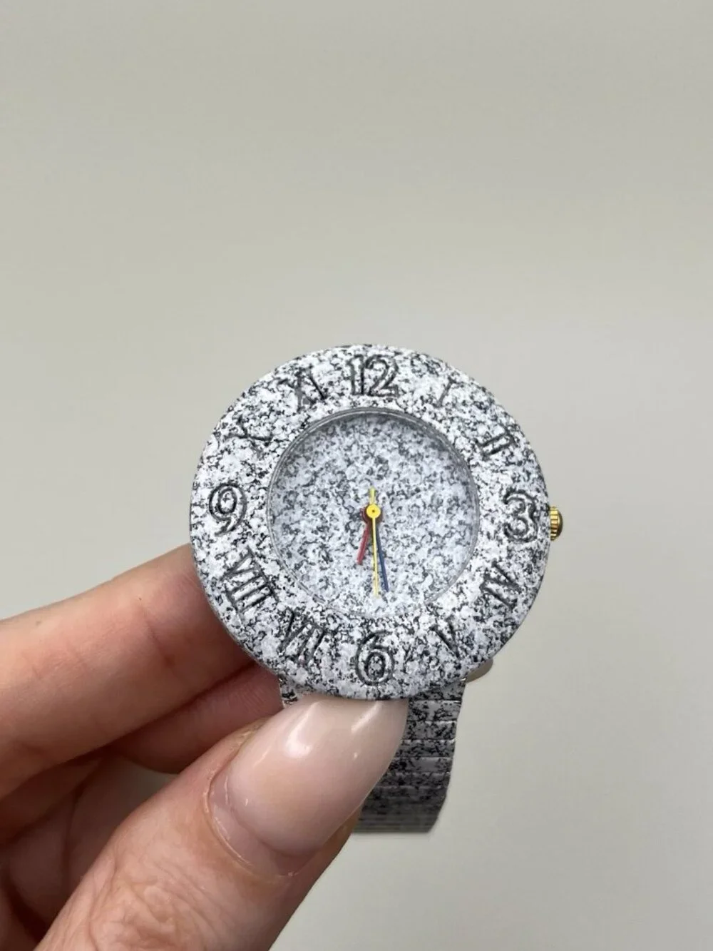 VTG 80s Faux Granite Stone Quartz Stretch Band Wristwatch Brutalist Postmodern
