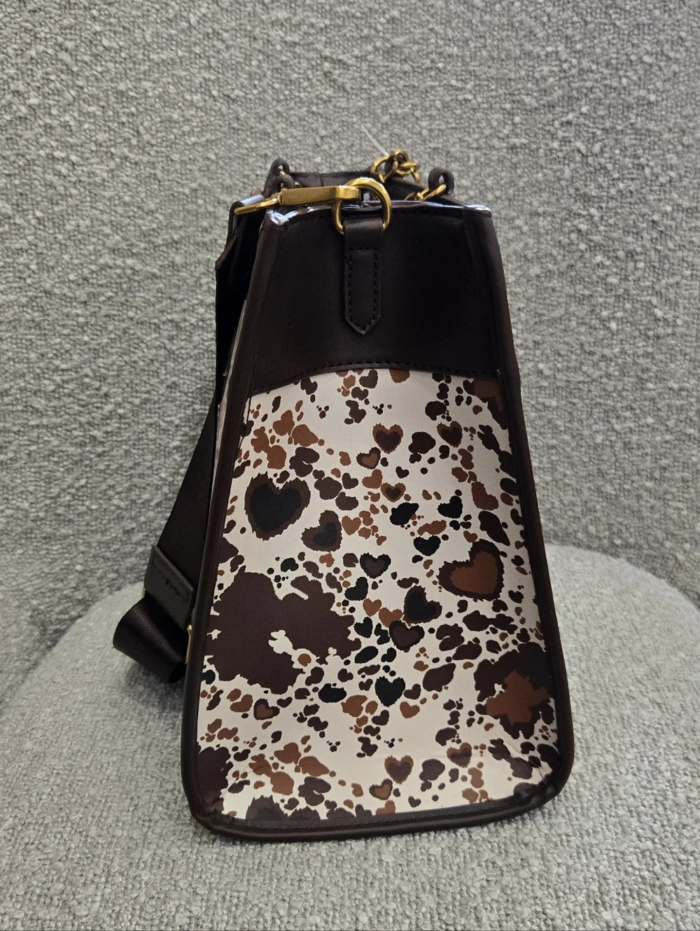 Betsey Johnson stylish brown