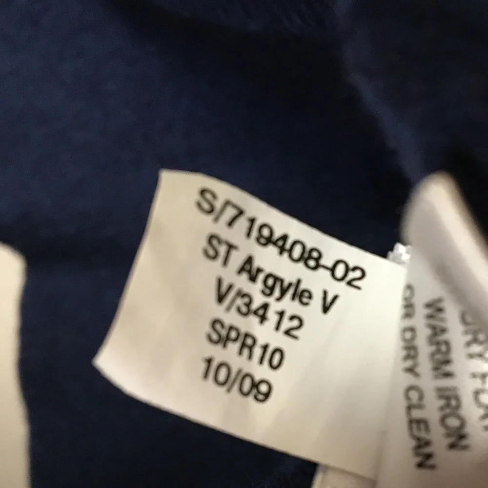 Banana Republic Cashmere Cotton Blend‎ Men's Navy Argyle V-Neck Sweater Size L