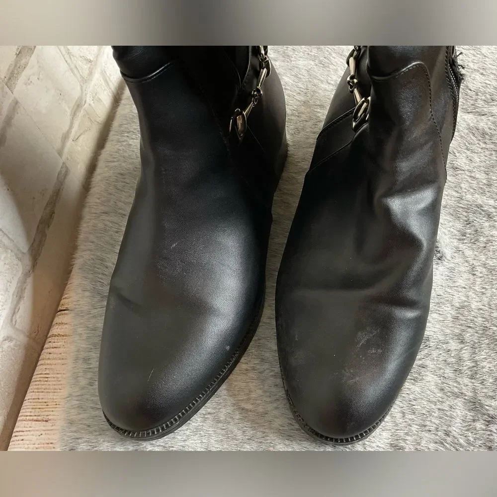Black Knee High Riding Boots Size 5.5