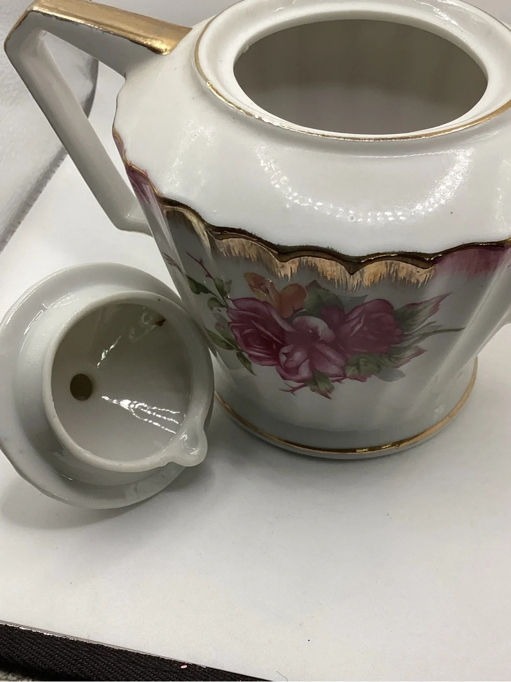 vintage Trimont Ware (Made in Japan) porcelain teapot pink roses gold trim