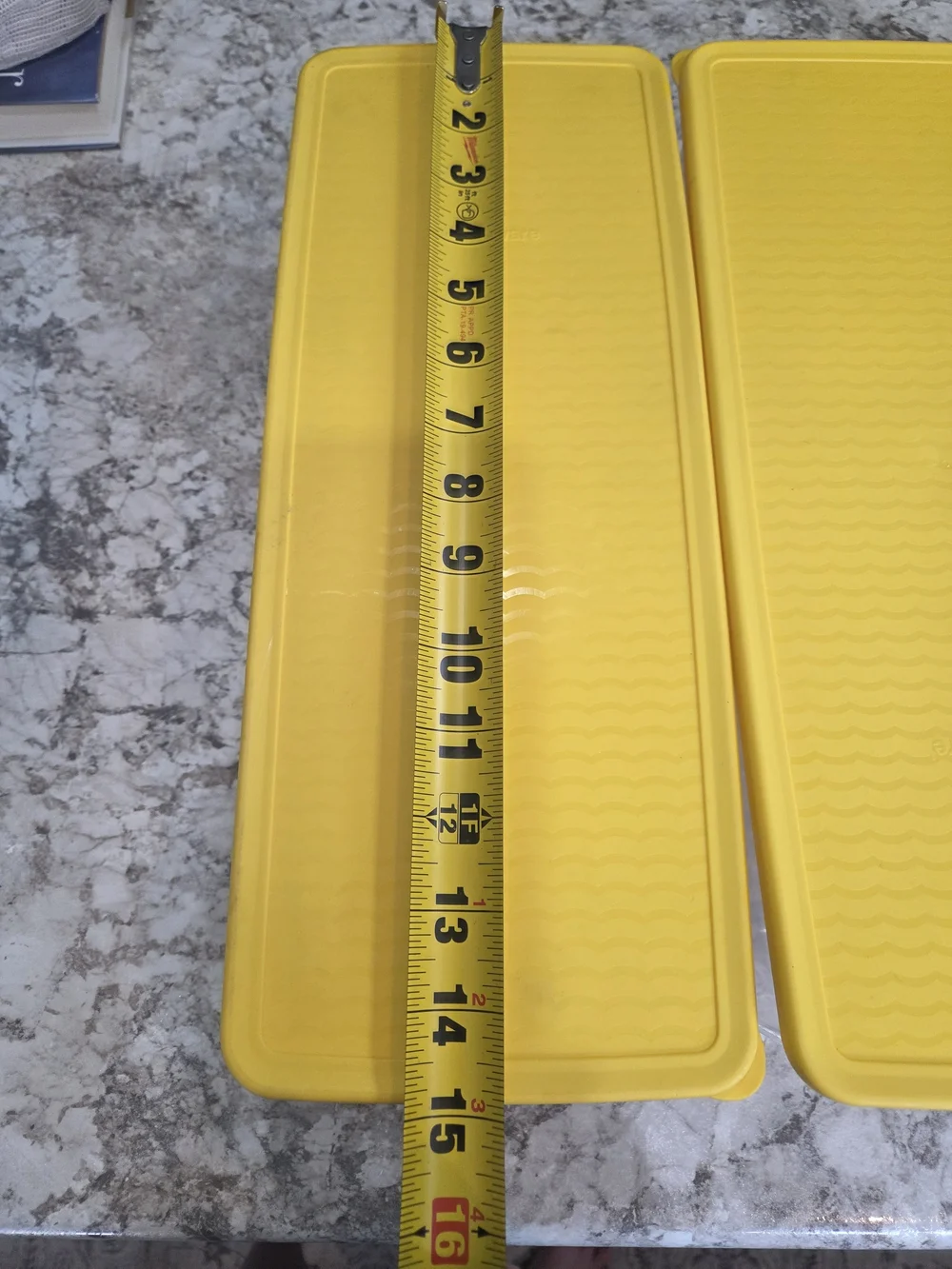 Tupperware snap lightweight storage