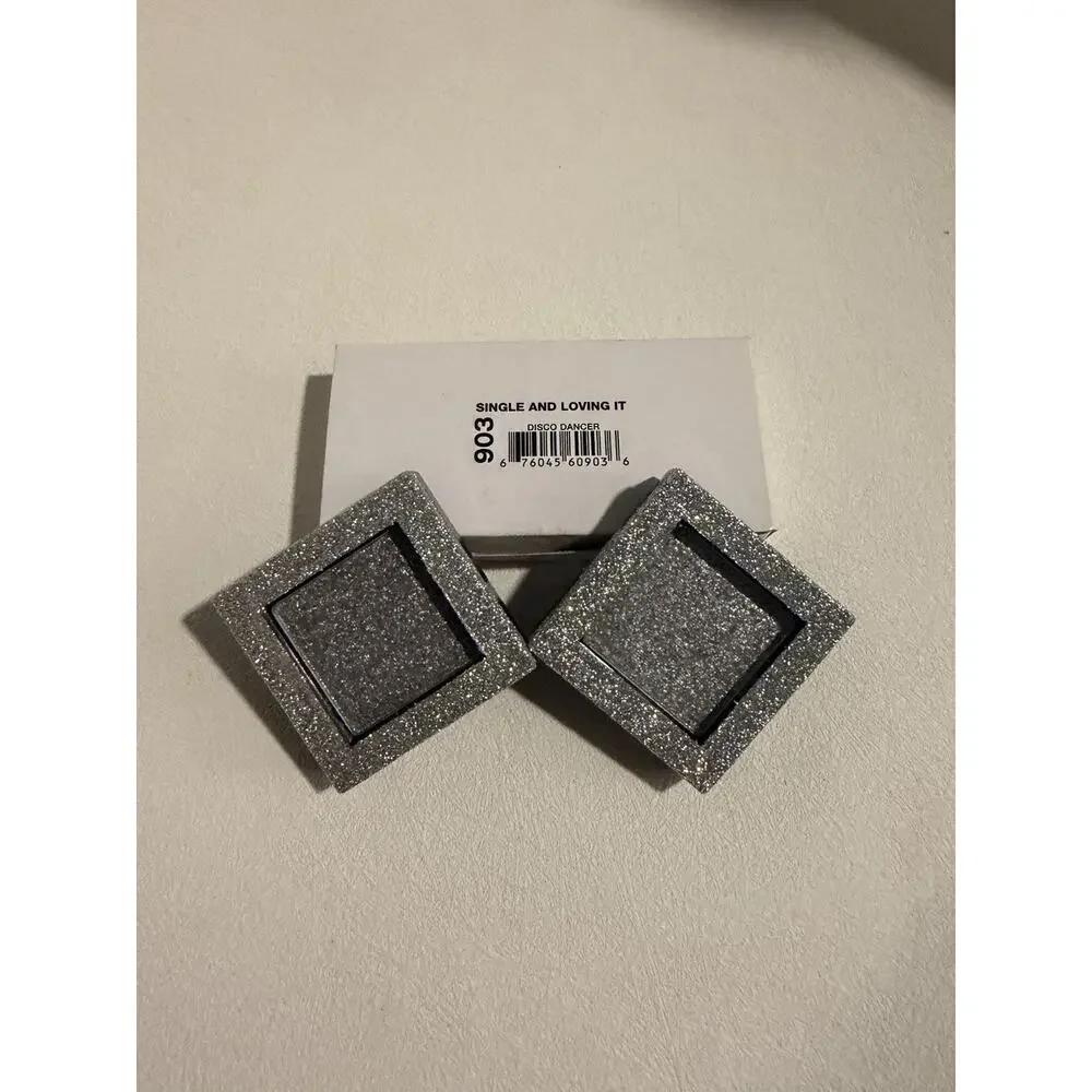 Eyeshadow hard candy